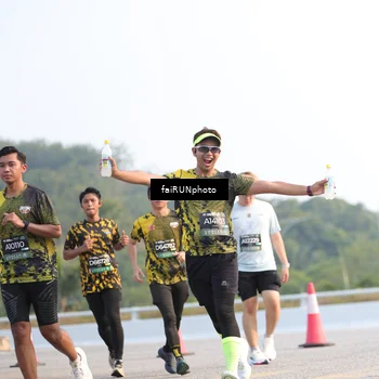 Runner Photo 6543235