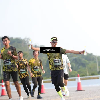 Runner Photo 6543236