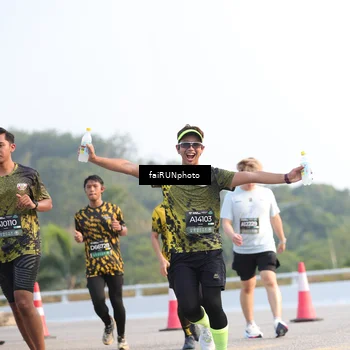 Runner Photo 6543263
