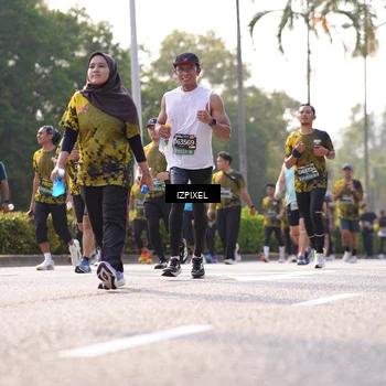Runner Photo 6543277