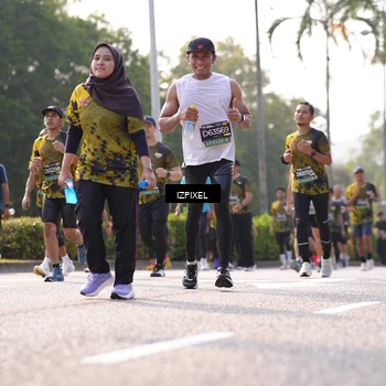 Runner Photo 6543286
