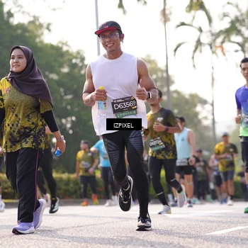 Runner Photo 6543309