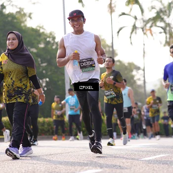 Runner Photo 6543312