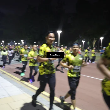 Runner Photo 6543316