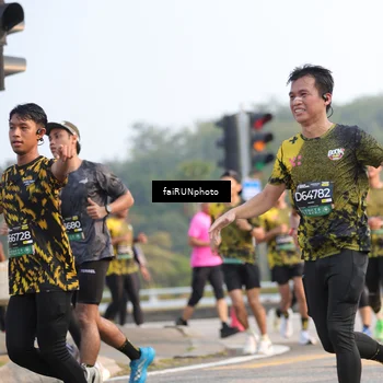 Runner Photo 6543326