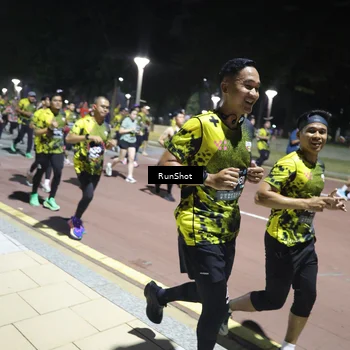 Runner Photo 6543332