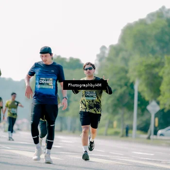 Runner Photo 6543333
