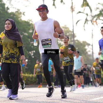 Runner Photo 6543347