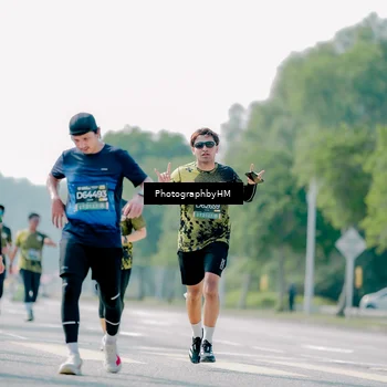 Runner Photo 6543348