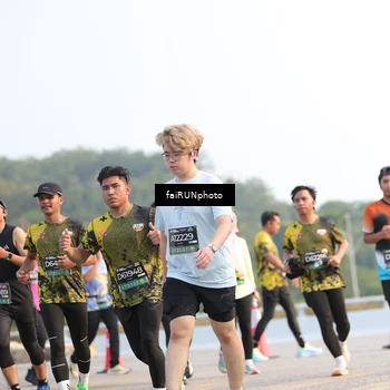Runner Photo 6543357