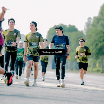 Runner Photo 6543373