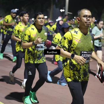 Runner Photo 6543375