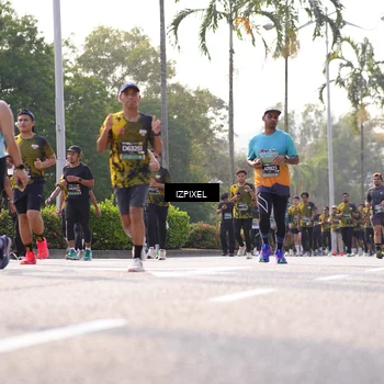 Runner Photo 6543376