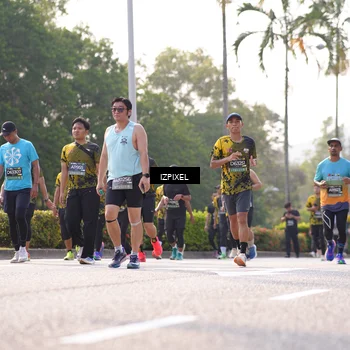Runner Photo 6543378