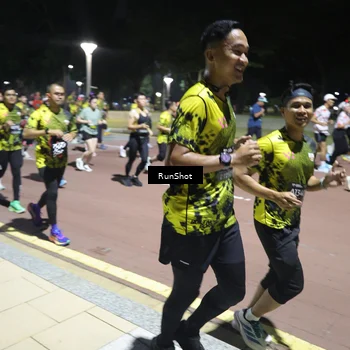 Runner Photo 6543389