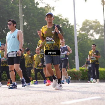 Runner Photo 6543411