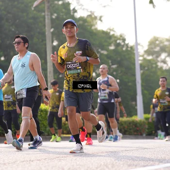 Runner Photo 6543420