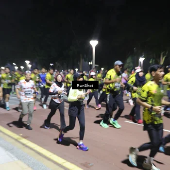 Runner Photo 6543436
