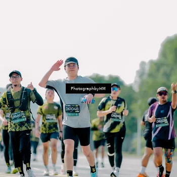Runner Photo 6543459