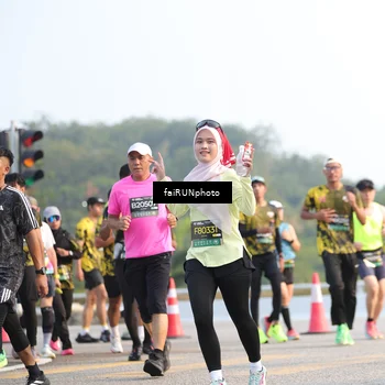 Runner Photo 6543463
