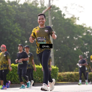 Runner Photo 6543464
