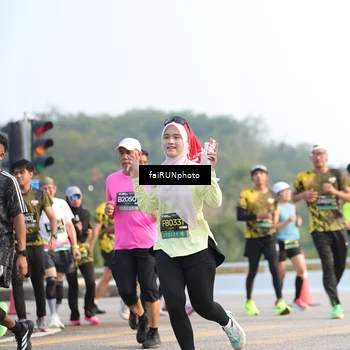 Runner Photo 6543465