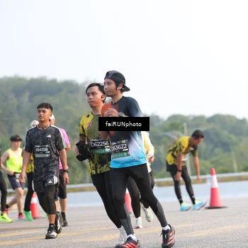 Runner Photo 6543467