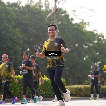 Runner Photo 6543470