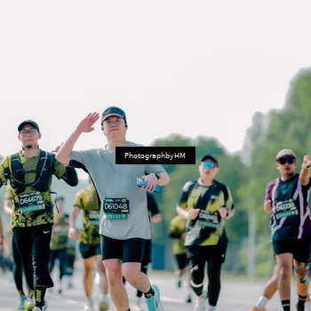 Runner Photo 6543484