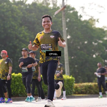 Runner Photo 6543499