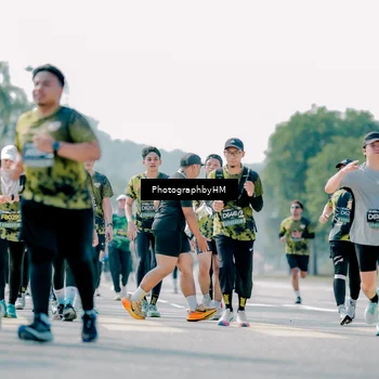 Runner Photo 6543504