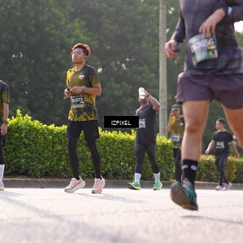 Runner Photo 6543505