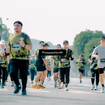 Runner Photo 6543514