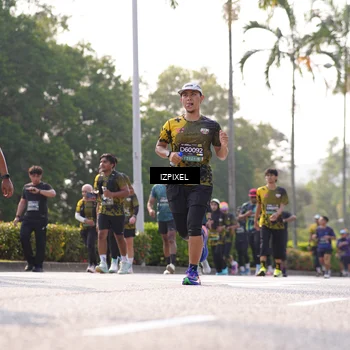Runner Photo 6543516