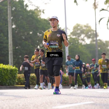 Runner Photo 6543525
