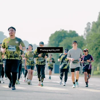 Runner Photo 6543526