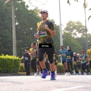 Runner Photo 6543556