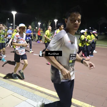 Runner Photo 6543567