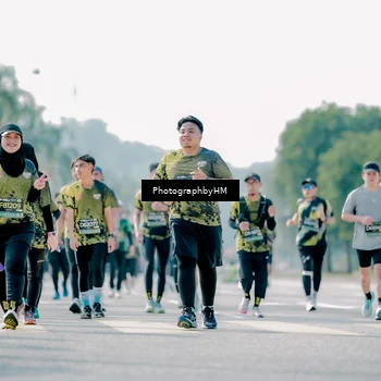Runner Photo 6543568