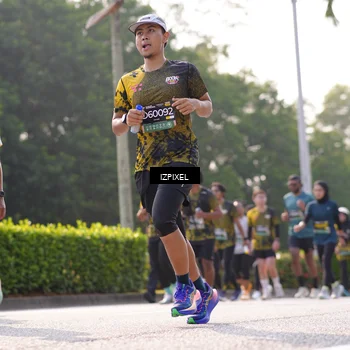 Runner Photo 6543570