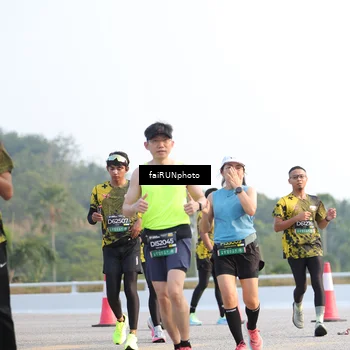 Runner Photo 6543591