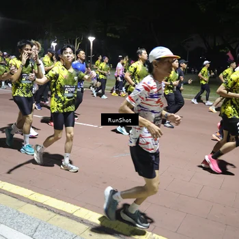Runner Photo 6543628