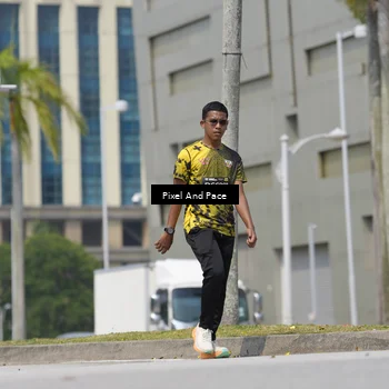 Runner Photo 6543631