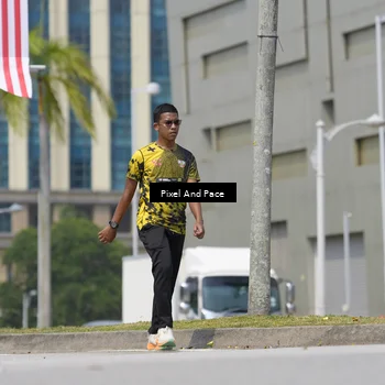 Runner Photo 6543642