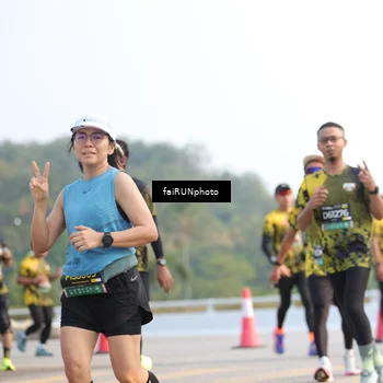 Runner Photo 6543649
