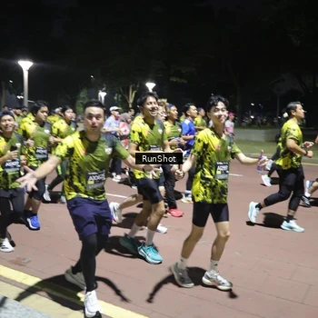 Runner Photo 6543665