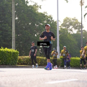 Runner Photo 6543668