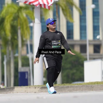Runner Photo 6543677