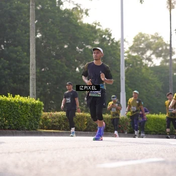Runner Photo 6543681