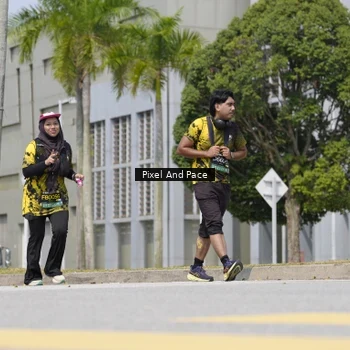 Runner Photo 6543689
